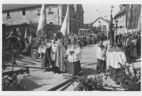 1952 - 002 - Landmaschinensegnung 1952 Kaplan Stolzenberger